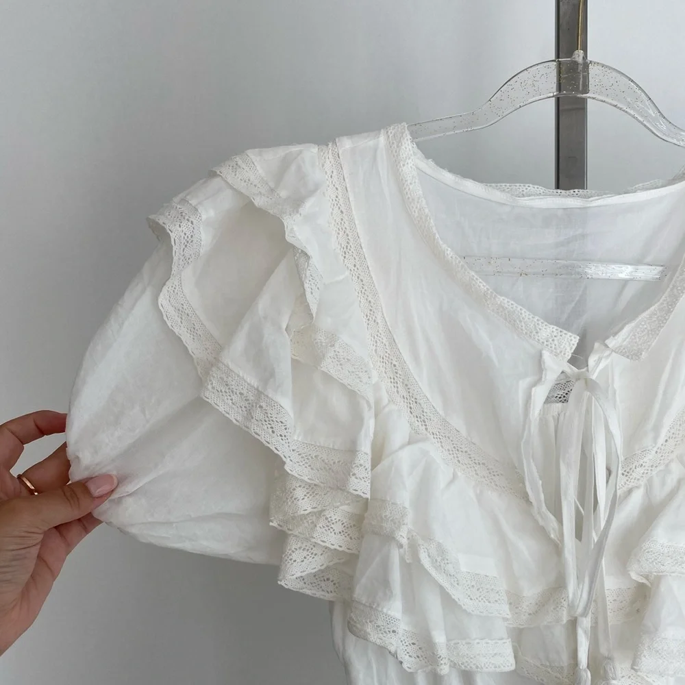 Stunning white dress - Picture 2 of 5